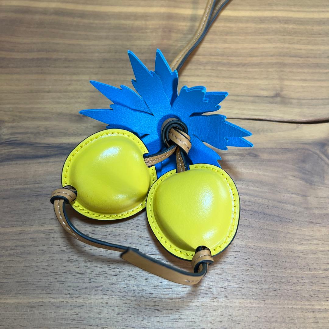 ロエベ　レザーストラップ