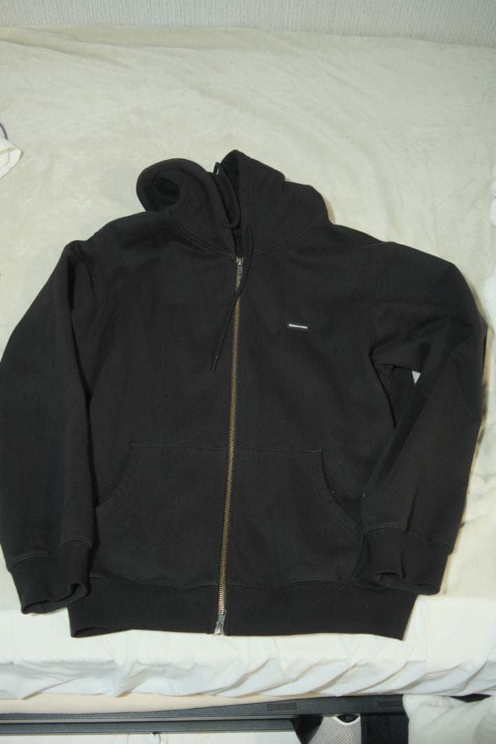 Thisisneverthat パーカー