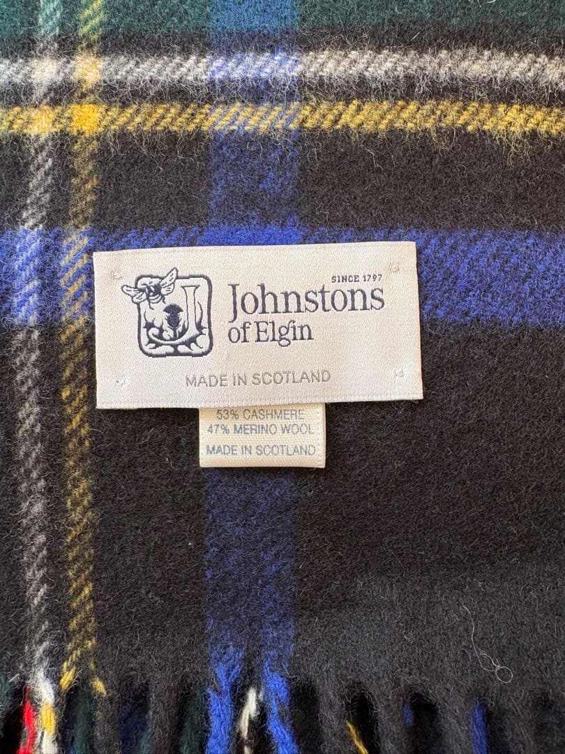 Johnstons of Elgin タータンチェック ストール　ブラック