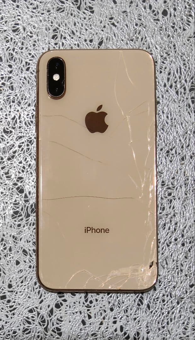 iPhone XS 256GB 初期化済み