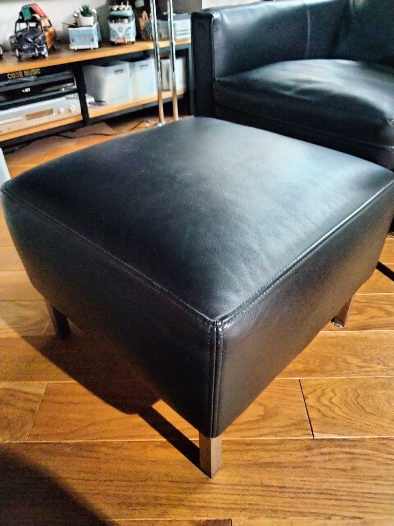 1／31までセール‼️eilersen本革レザースツール　オットマン ACTUS