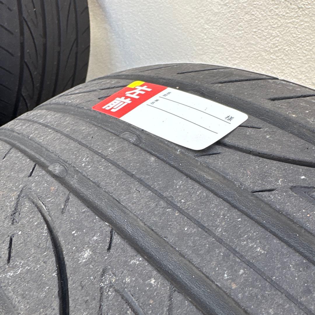 たかし右左前　アドバンフレバ 18インチタイヤ 245/40R18 2本