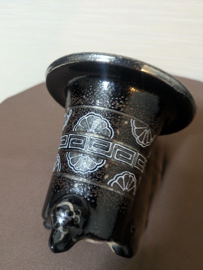 万年青鉢 華作 プラチナ雷紋 3.3号 直径10.1cm高さ9.2cm