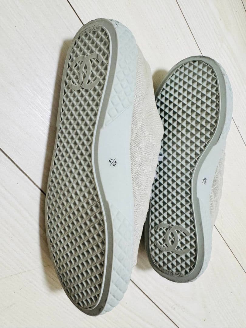 CHANEL シャネル グレー スニーカー 37 純正品 収納袋付き 値下げ済み