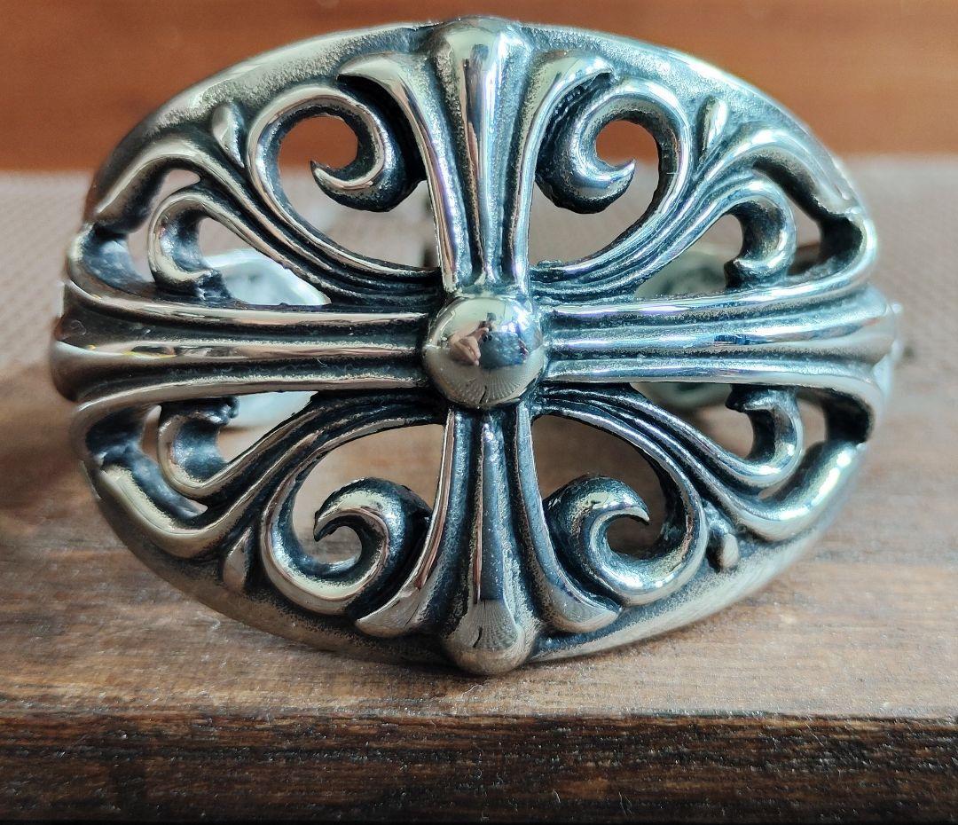 クラシックオーバルクロス　バングル