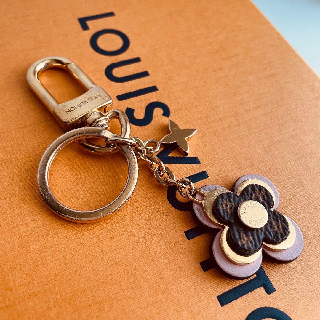 現行✨ルイヴィトン ポルトクレ・ブルーミングフラワーBBキーホルダー チャーム