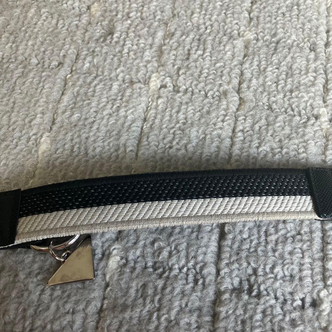 プラダ［首輪］三角ロゴ　犬用　ペット用品　レザー　ジャガード　箱付き　ブラック