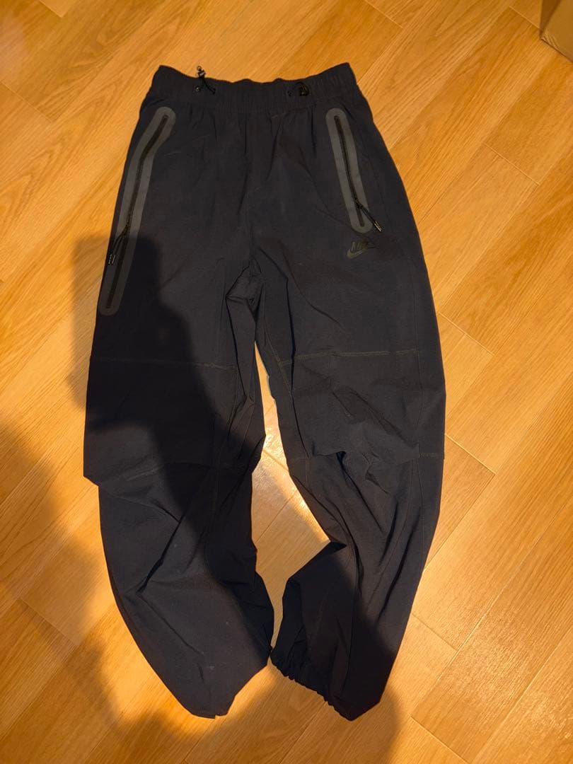 【値下げ不可】NIKE テック　セットアップ　Sサイズ