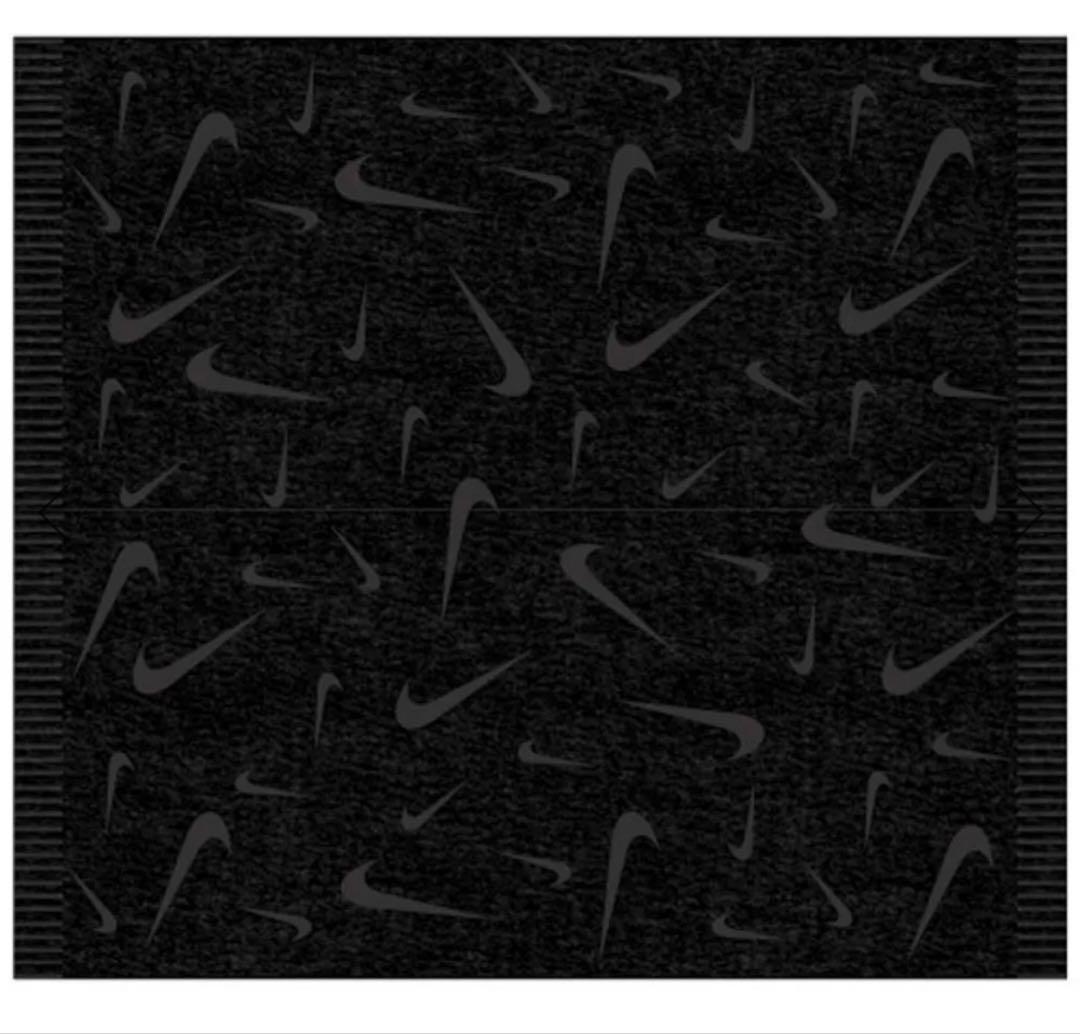 防寒アイテム 大判ブランケット　オーバーサイズ　 ブラック ナイキ