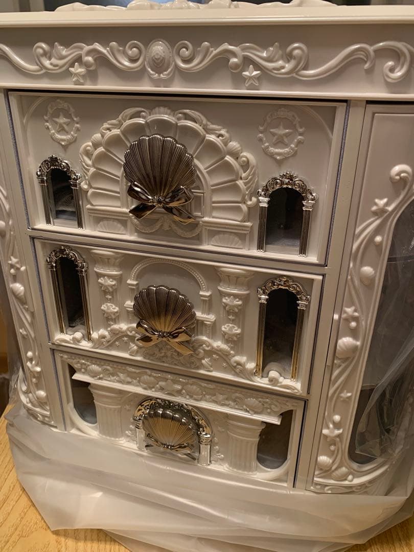 早い者勝ち　フラワーノーズ シェルズジュエルコレクションメイクボックス　小物入れ