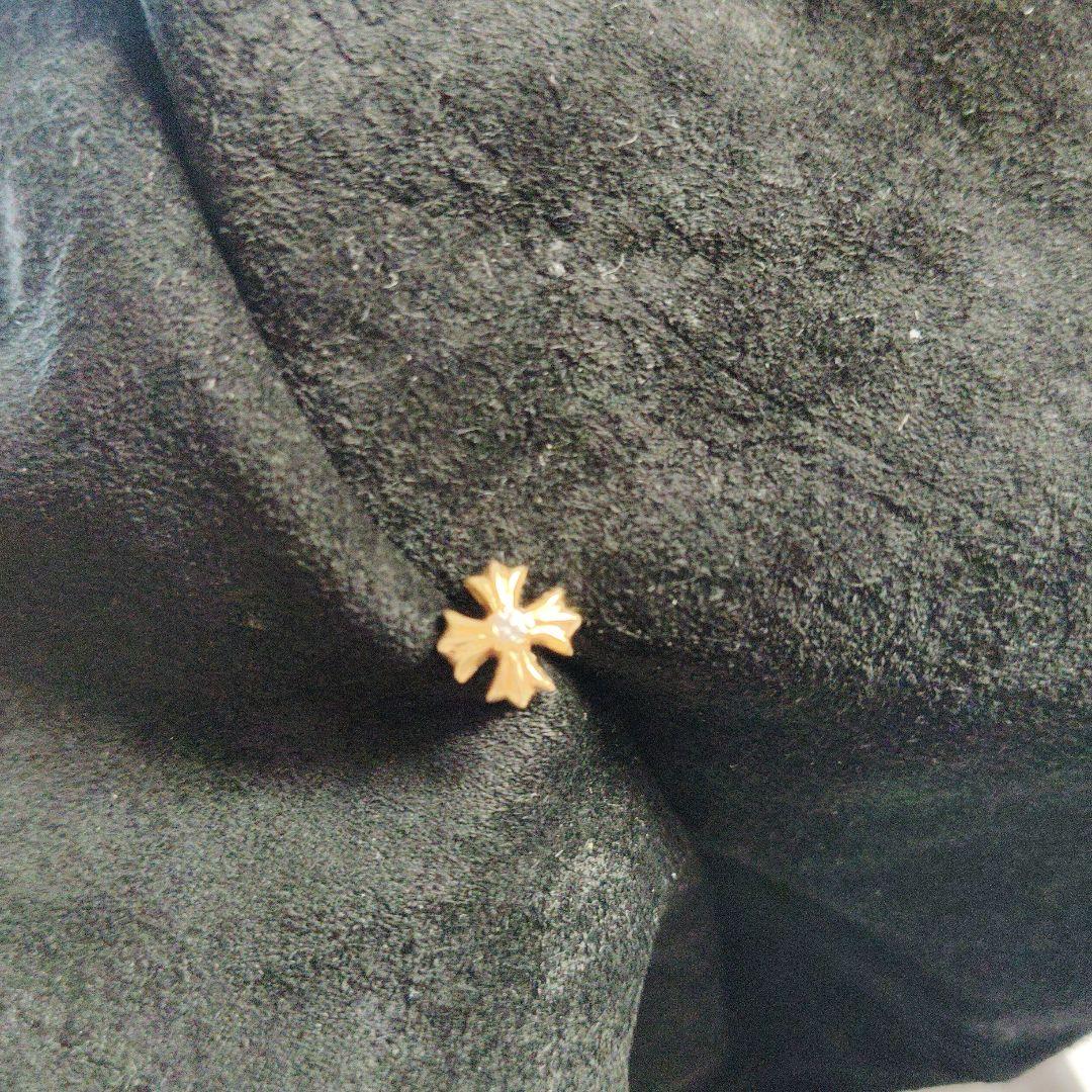 ゴールド フローラルクロス ピアス(片耳用)