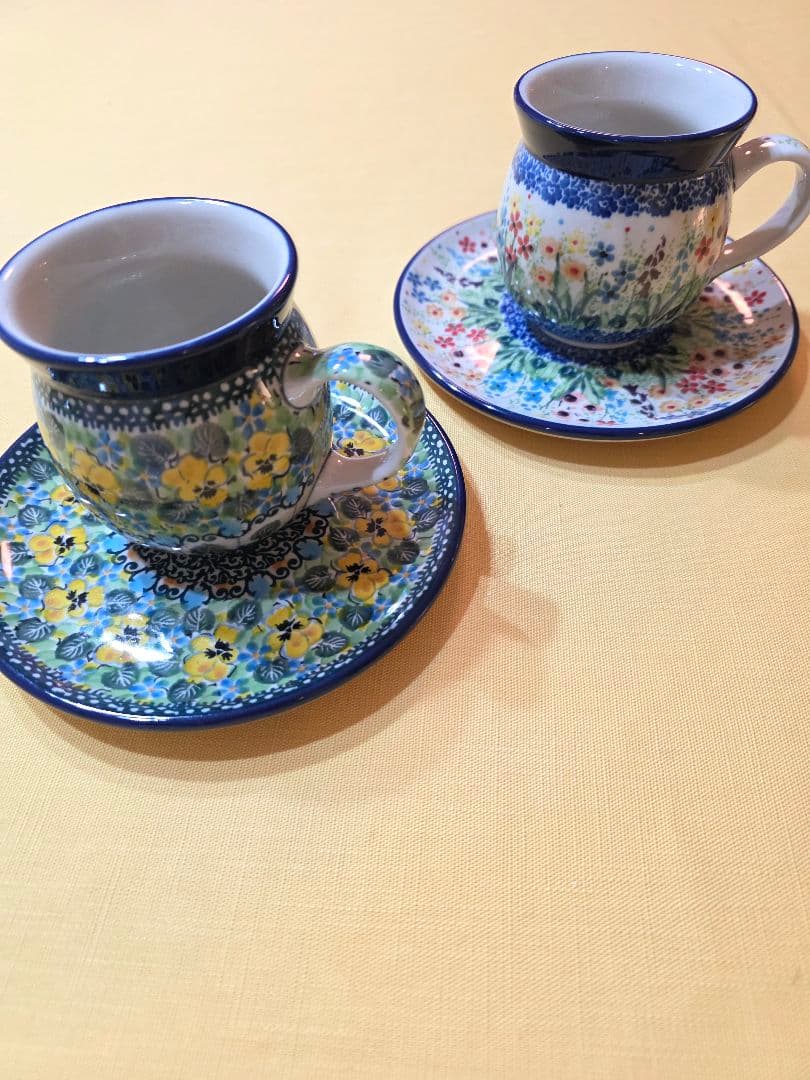 ツェラミカ 花柄食器セット 皿4枚 マグカップ2個