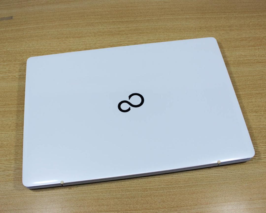 ハイスペ Core i7✨SSD オフィス付 ノートパソコン Windows11