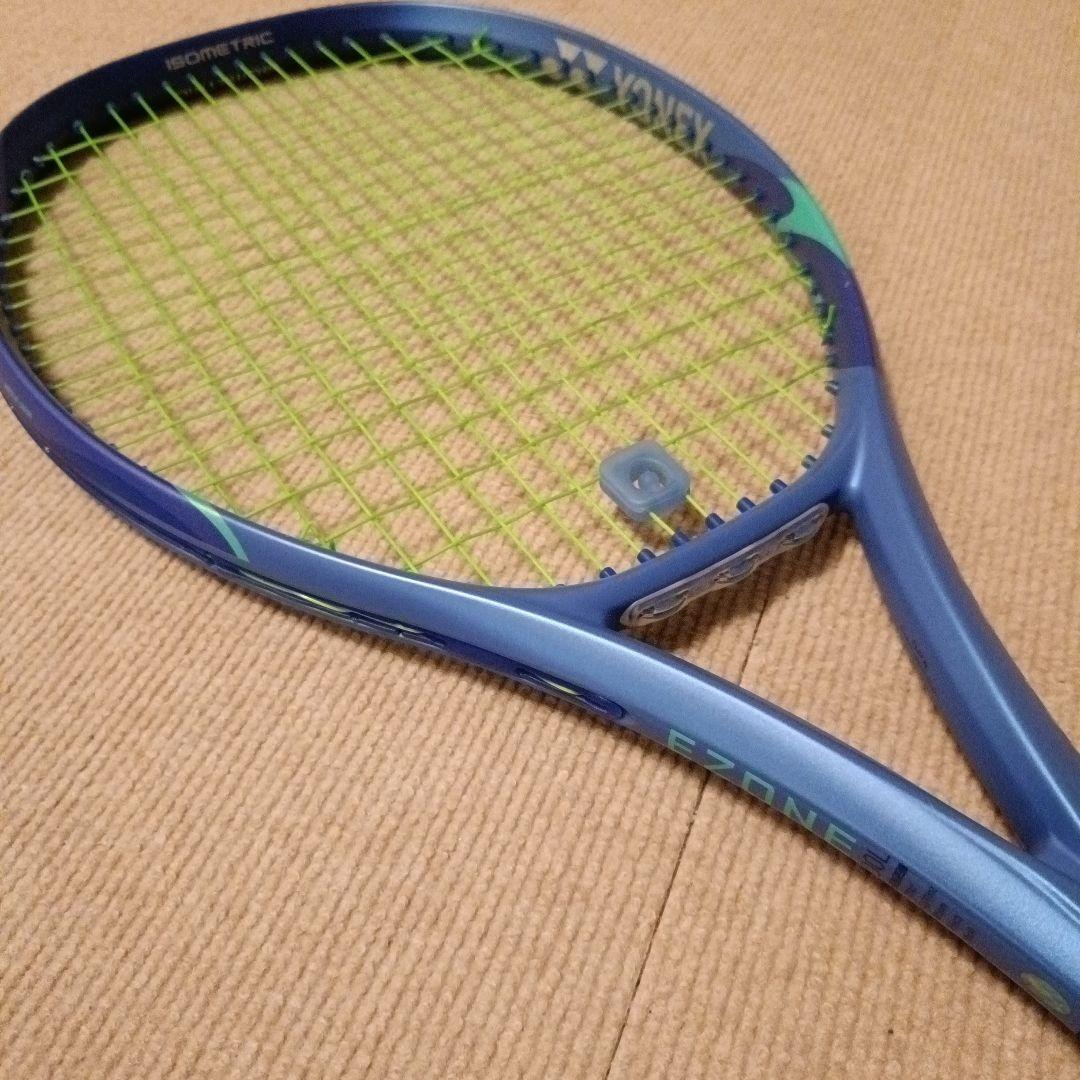 YONEX EZONE 100L 2025 グリップサイズ2