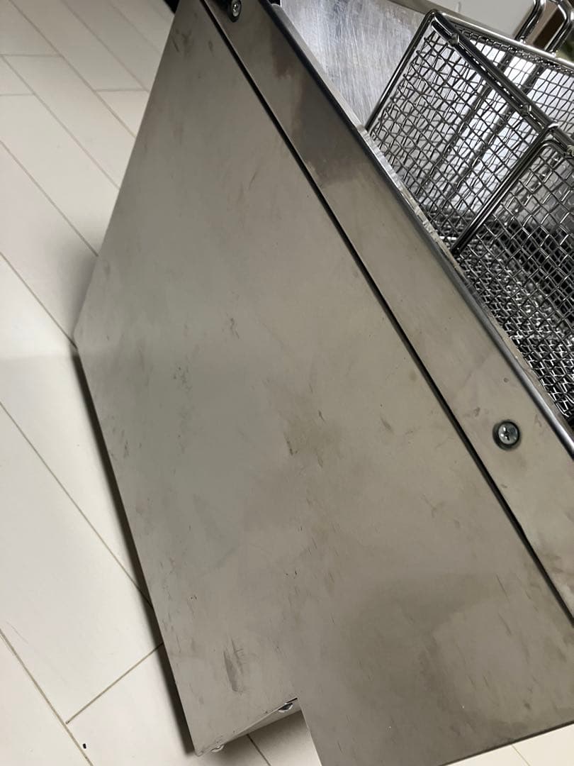 ガスフライヤー 厨房機器 美品