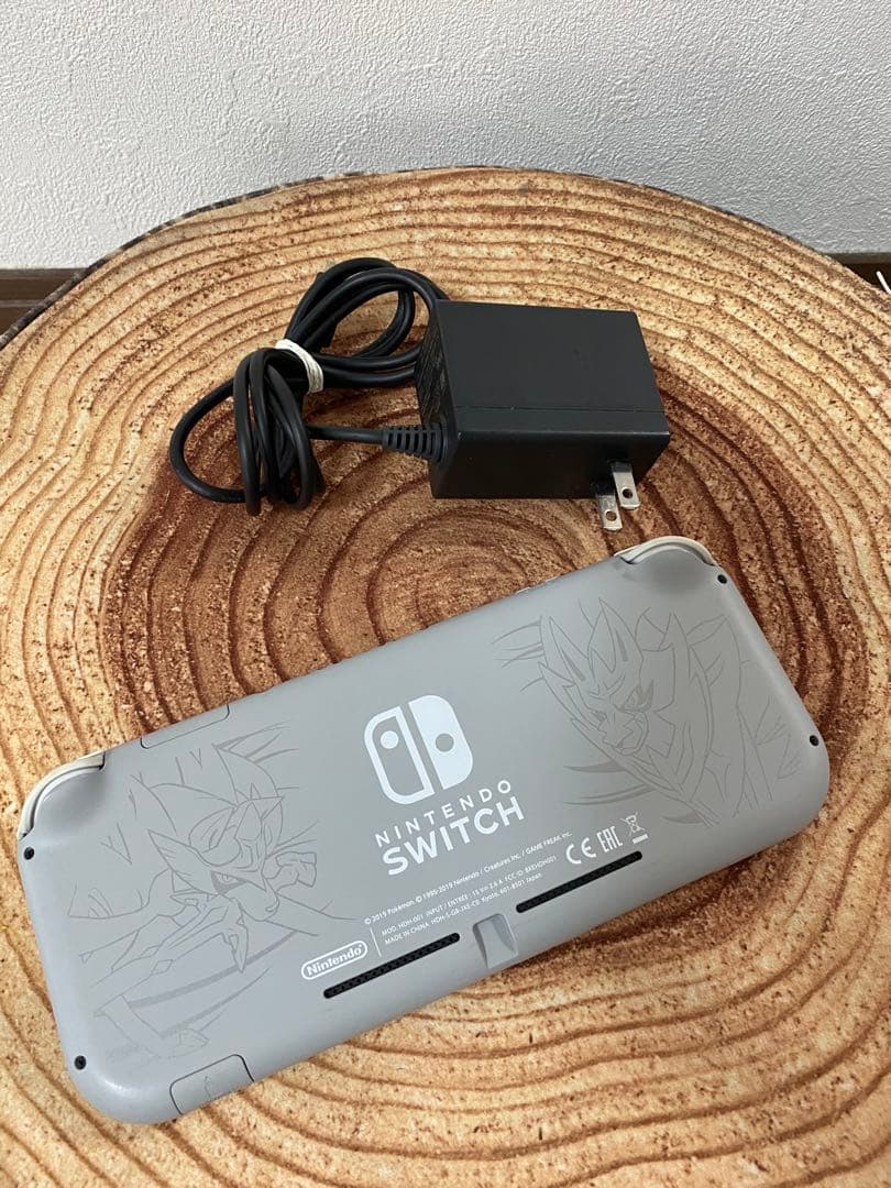 Nintendo Switch Lite ザシアン ザマゼンタ 箱無し