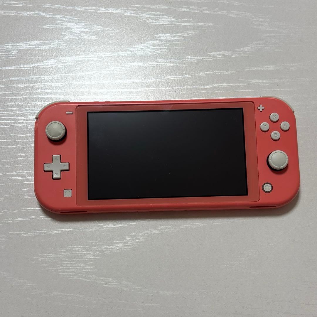 Nintendo SwitchLight コーラル