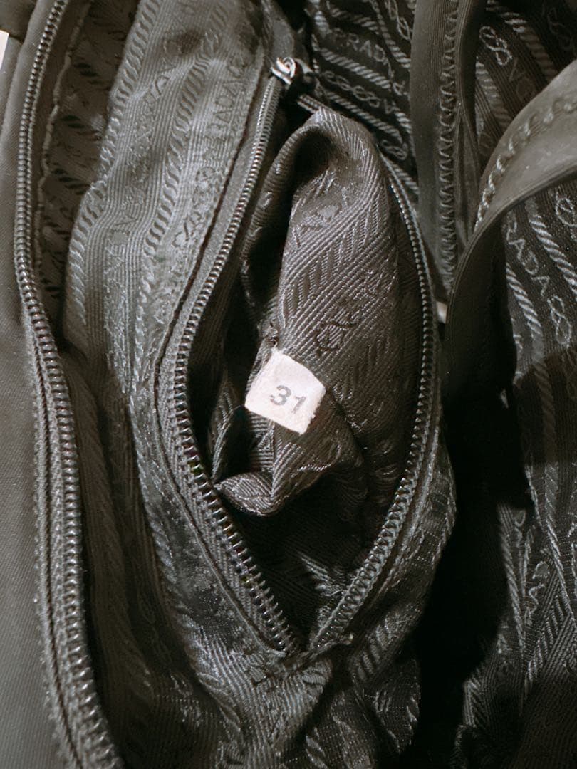 【PRADA】プラダテスートナイロン　カナデ　トートバッグ