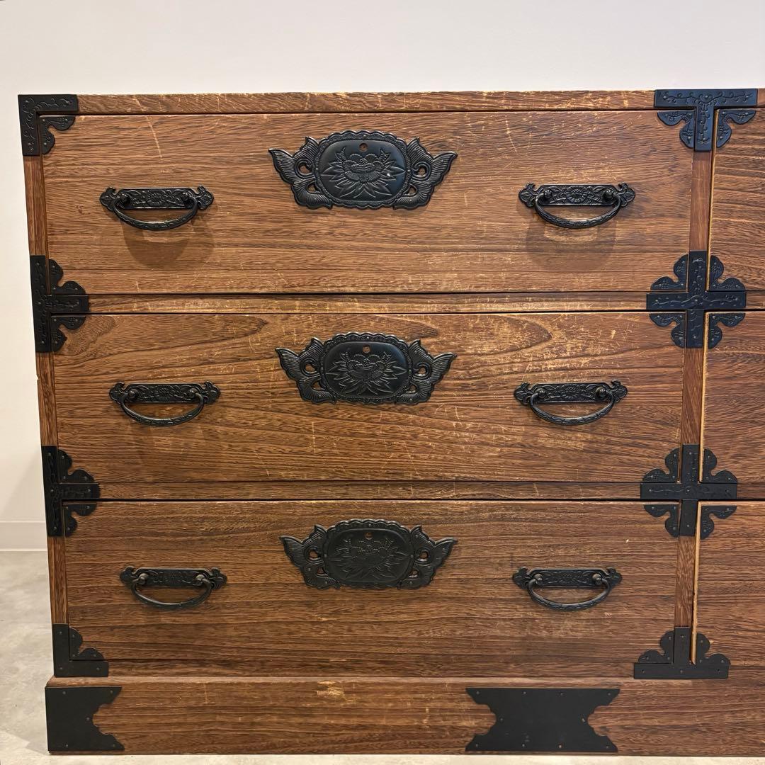 和箪笥　チェスト　3段6杯　桐箪笥　金属装飾有り