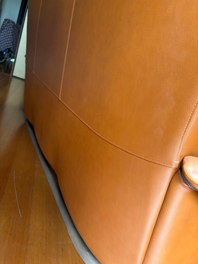 カリモク家具３人掛けソファー本革