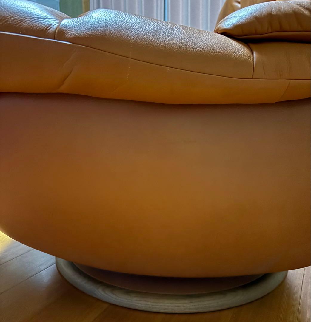 カリモク家具３人掛けソファー本革