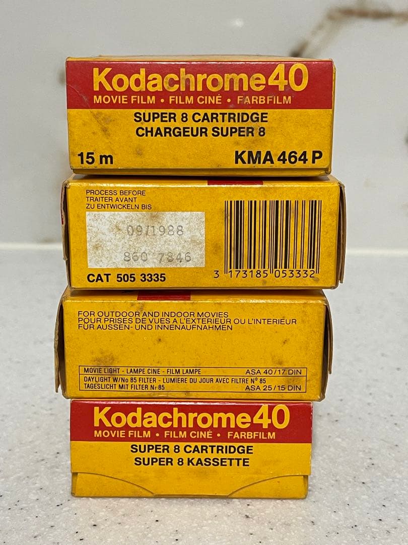 キャノン小型軽量サウンドカメラ　1983年11月購入　カラーファイル5本付き