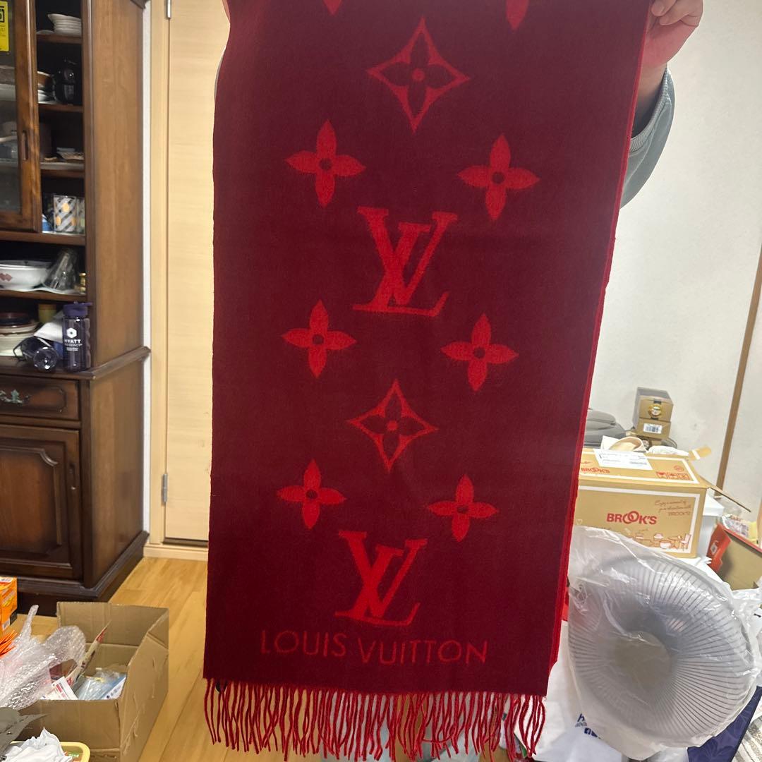 LOUIS VUITTON ロゴ入りマフラー 赤、大特価