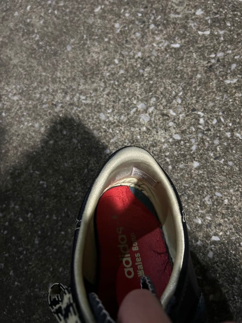 かび　激レア　adidas wales bonner カントリー　ブラック