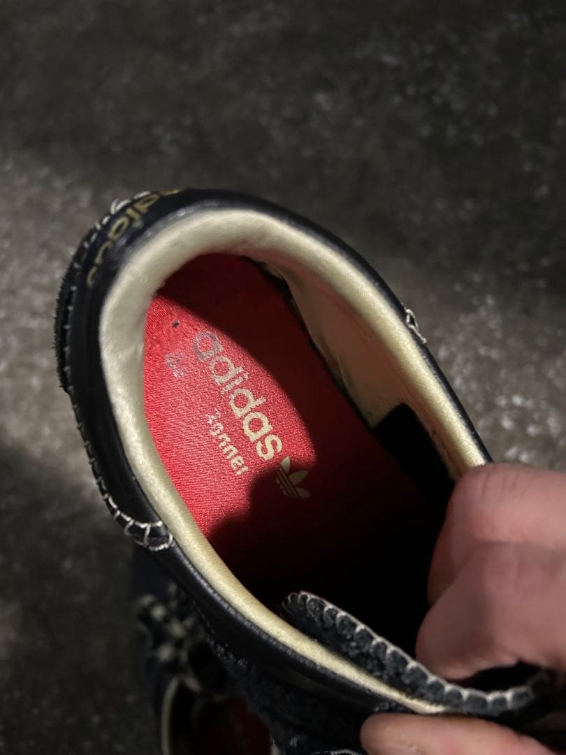 かび　激レア　adidas wales bonner カントリー　ブラック