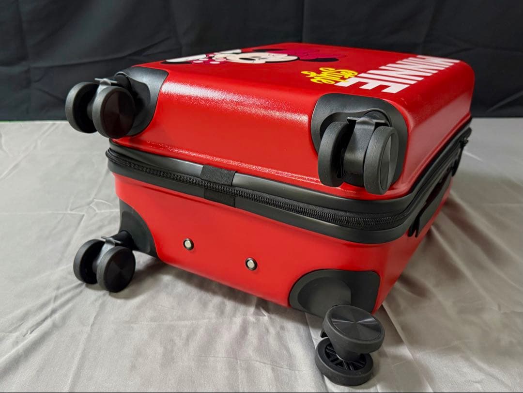 新品未使用 ディズニー ミニー スーツケース 20インチ TSAロック付 赤