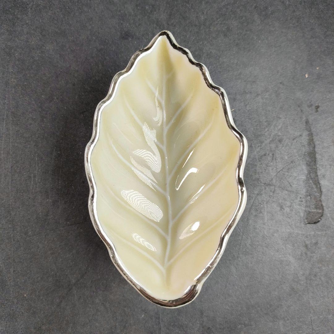 C13-2/在銘/プラチナ縁 刺身皿大9客・小11客/共箱/葉形皿/小皿/向付