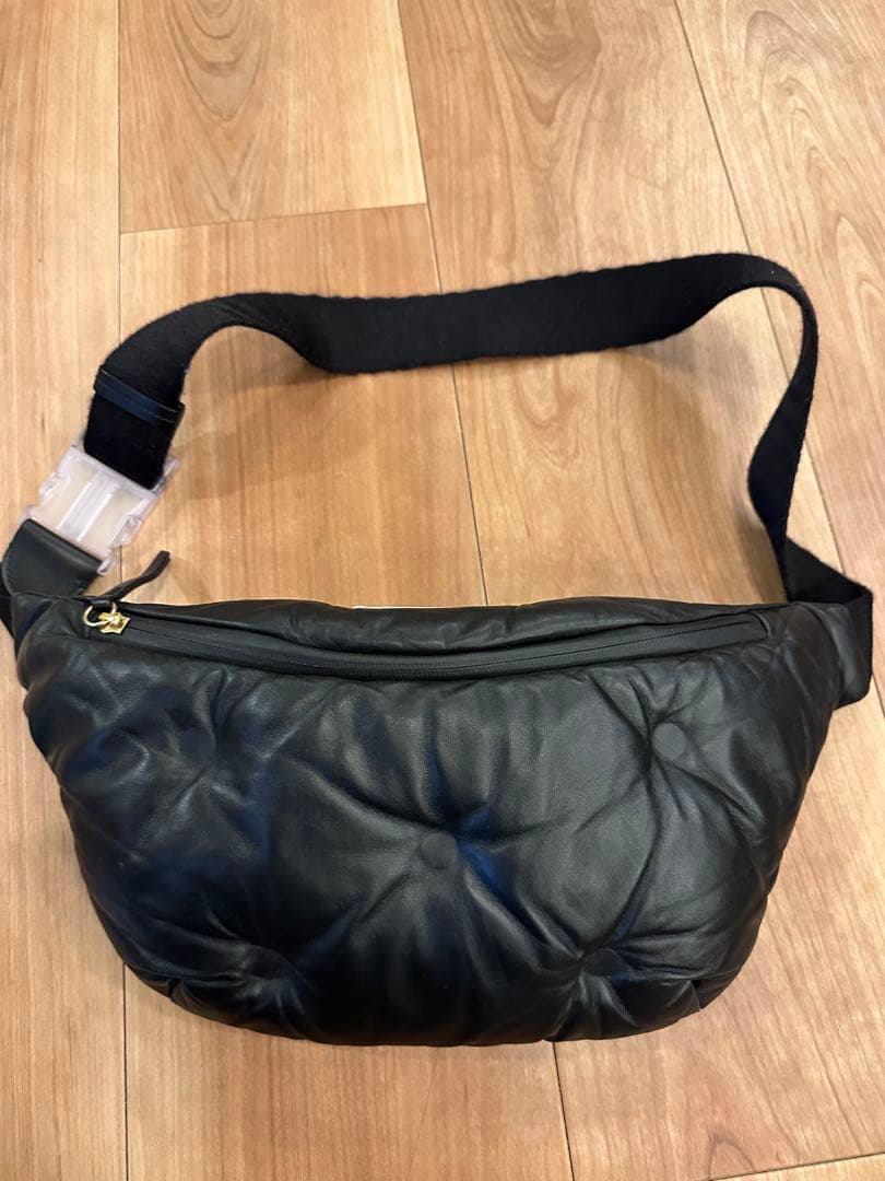 メゾンマルジェラ　グラムスラム　ブラック