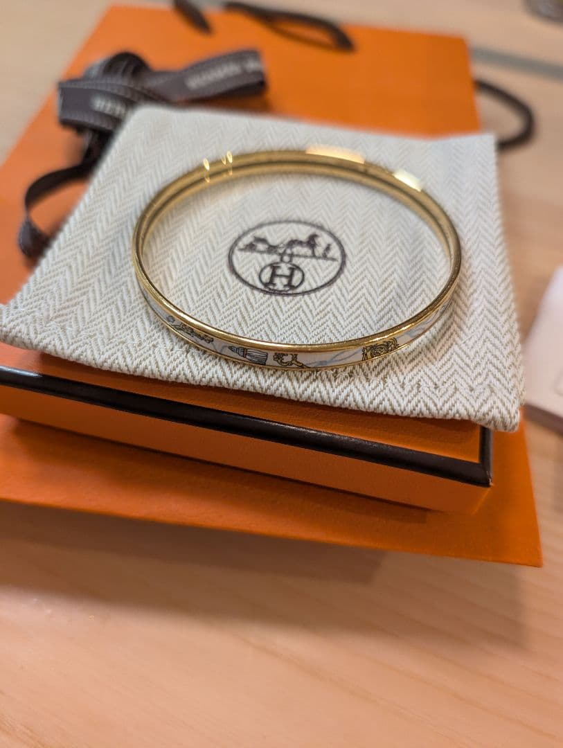 エナメルブレスレット レ・クレ HERMES