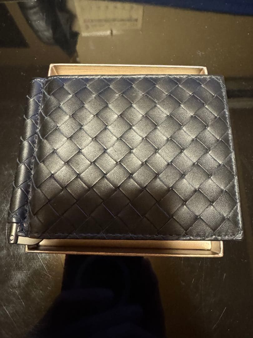 ボッテガヴェネタ マネークリップ 札入れ イントレチャート カーフレザー 財布