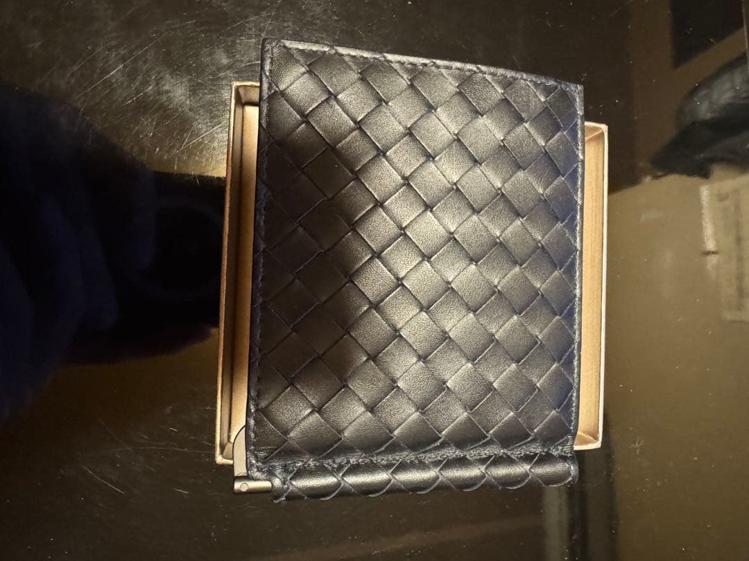 ボッテガヴェネタ マネークリップ 札入れ イントレチャート カーフレザー 財布