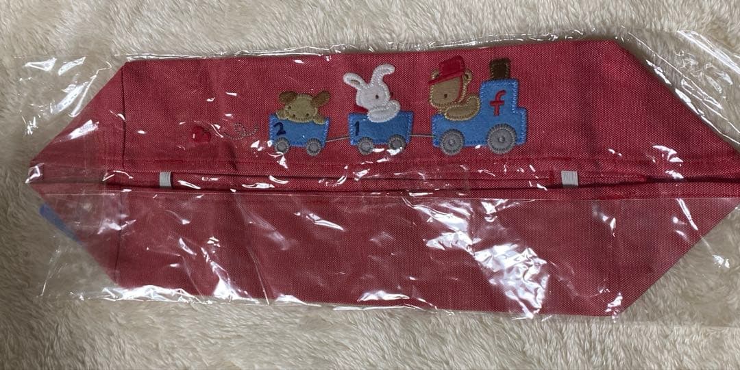 ☆新品未開封☆ファミリア ティッシュBOXカバー 赤デニム