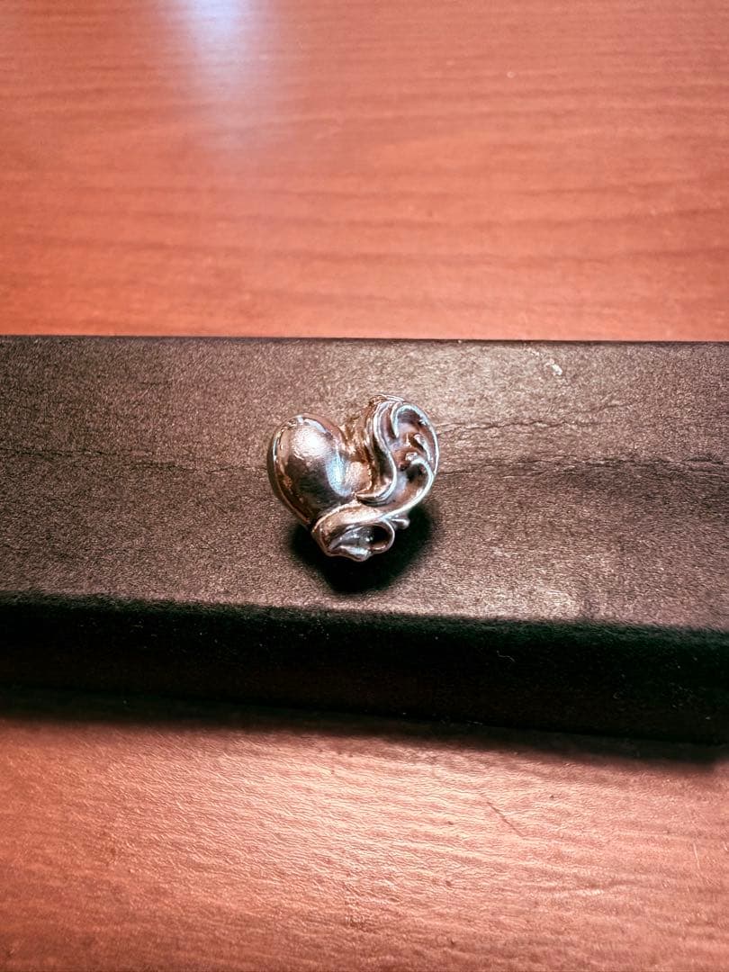 クロムハーツハートピアス「キャッチ欠」