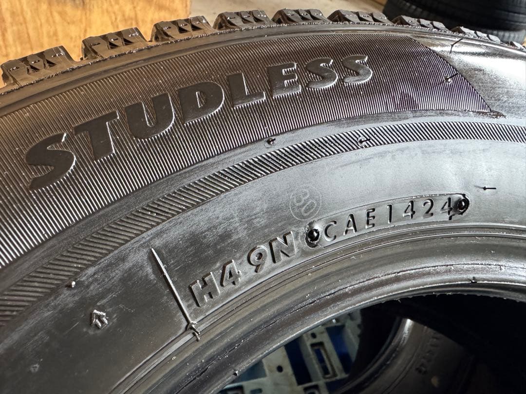 タイヤ・ホイール (478)(2)195/65R15BRIDGESTONE BLIZZAKVRX2