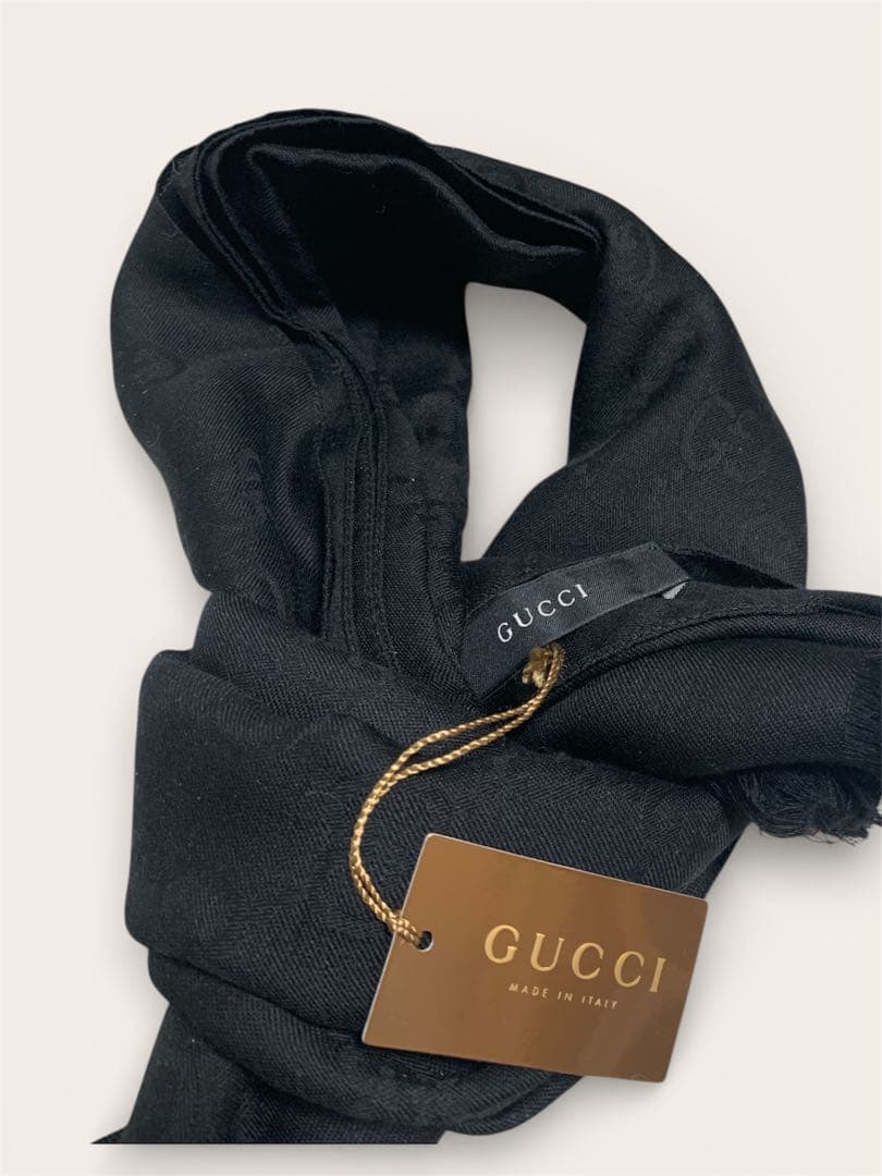 値下げ❗️タグ付きGUCCI GG柄ストールマフラー　ブラック　メンズ　レディース