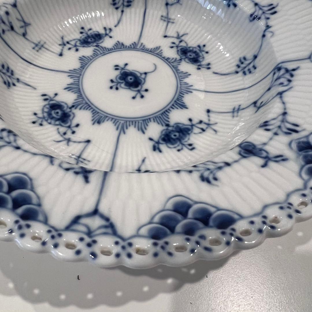 ロイヤルコペンハーゲン　ブルーフルーテッド フルレース プレート 23cm