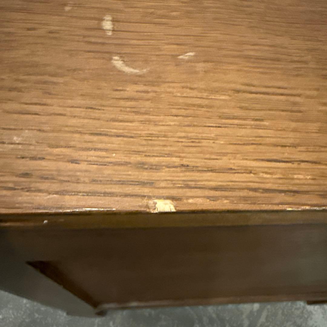 年末年始saleヴィンテージ　木製サイドテーブル　引き出し／扉収納付き　1