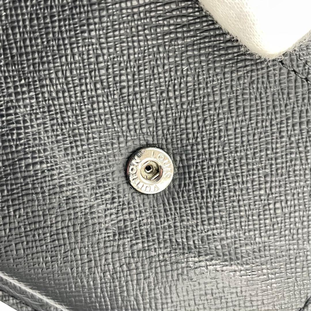 ルイヴィトン　ダミエグラフィット　ポルトフォイユ・マルコ　二つ折り財布