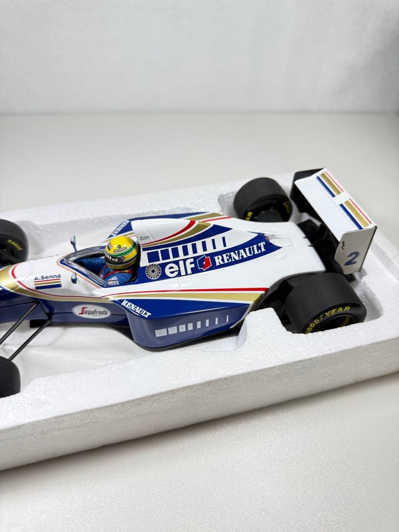 未使用　マクラーレン　アイルトンセナ　1994 FW16 1/18