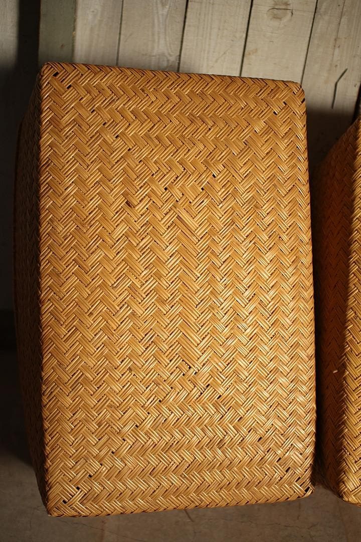 状態良く形の綺麗な古い竹編みの収納かご　行李