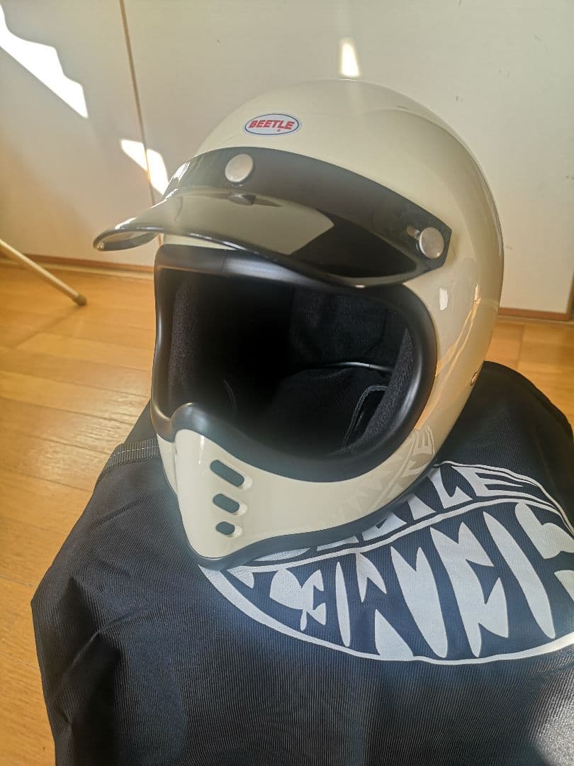 オーシャンビートル　MTX　アイボリー　サイズXL　　　　　バイザー付