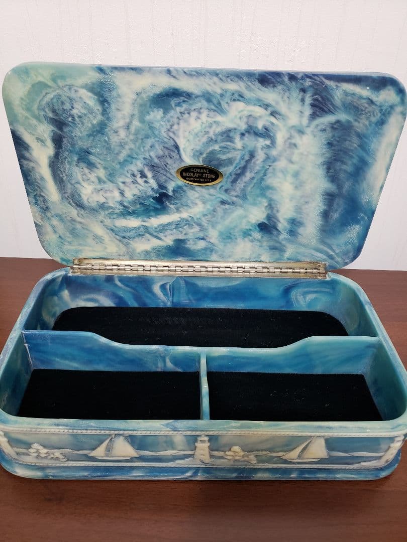 ⭐ジュエリーBOX⭐【インコレイストーン】