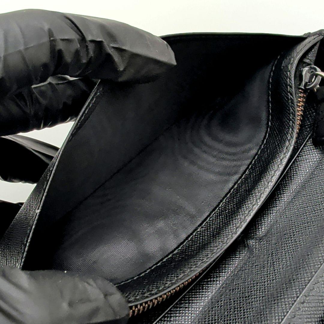 PRADA 長財布 二つ折り プラダ サフィアーノレザー メタルロゴ ブラック