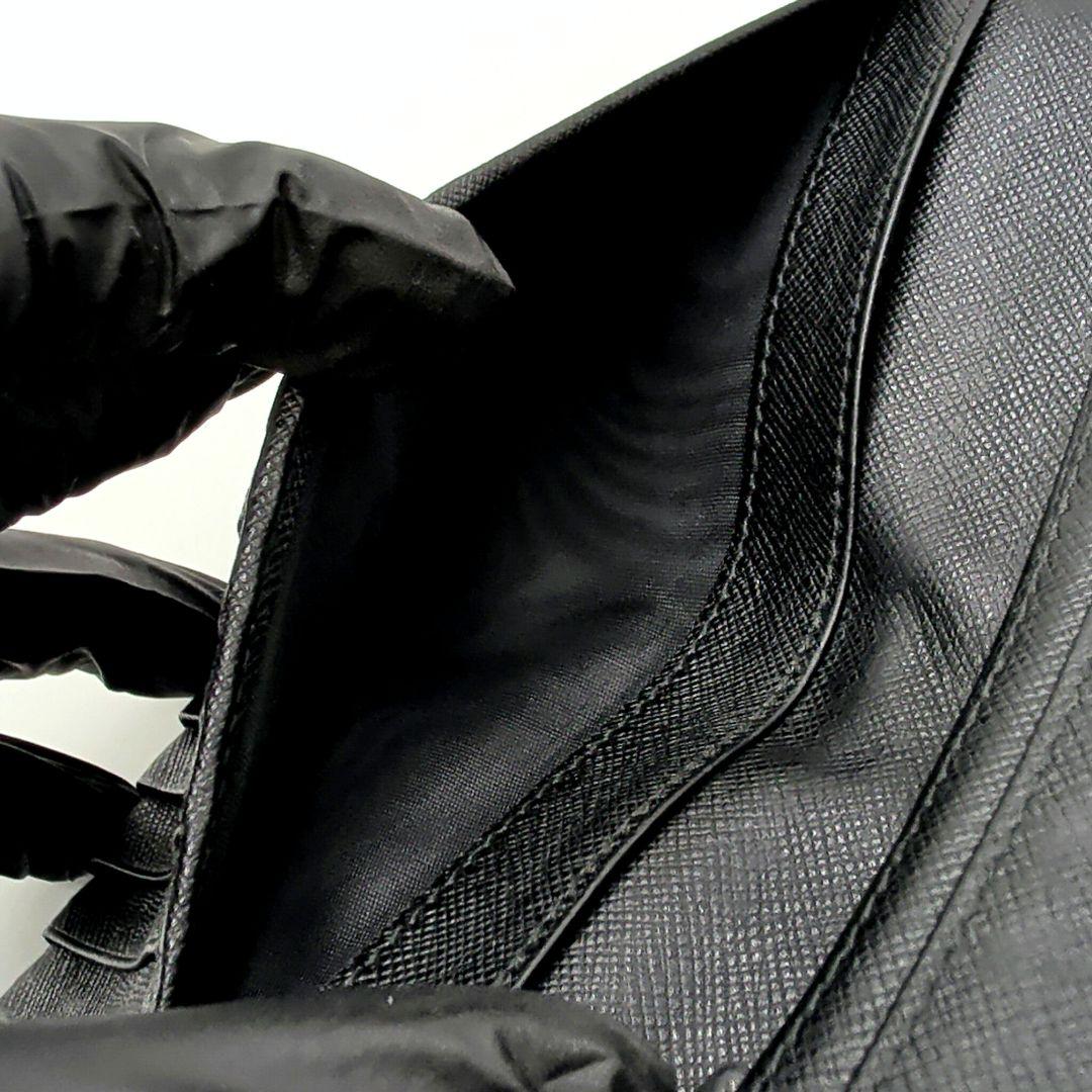 PRADA 長財布 二つ折り プラダ サフィアーノレザー メタルロゴ ブラック