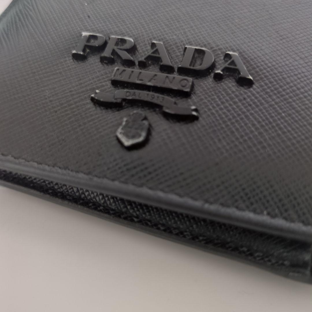 PRADA プラダ　サフィアーノ　オールブラック　二つ折り財布