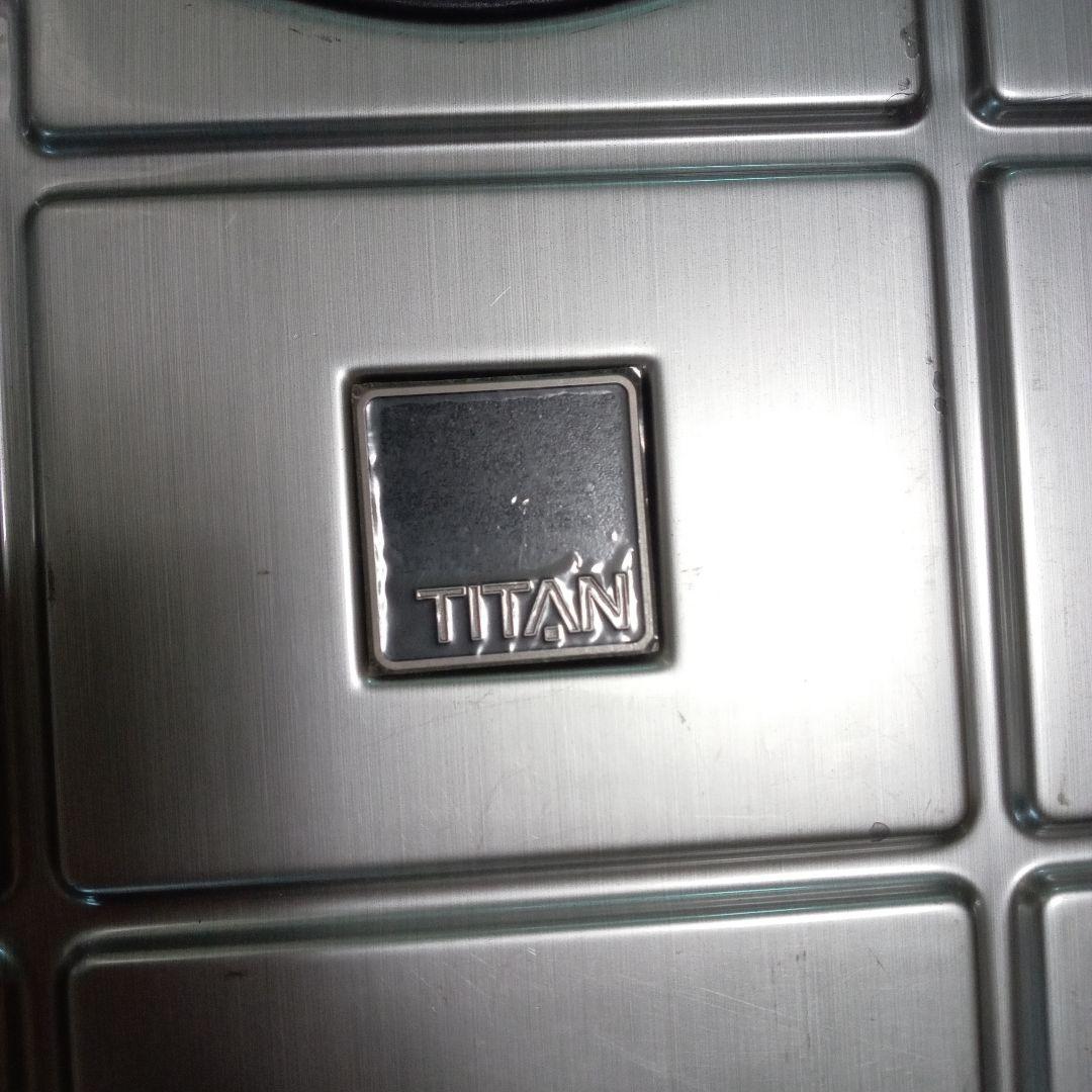 TITAN シルバーキャリーケース 中型 74L